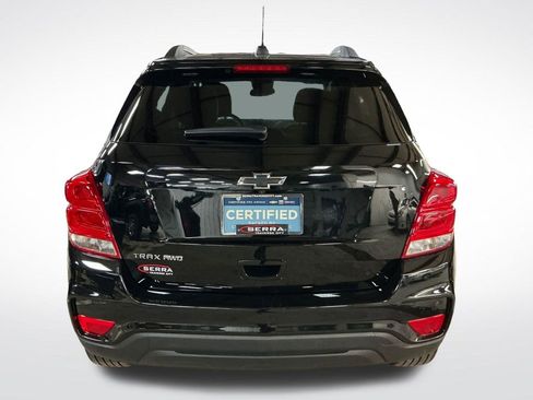 Used 2022 Chevrolet Trax LT w/ Midnight Edition AWD/4WD image 4