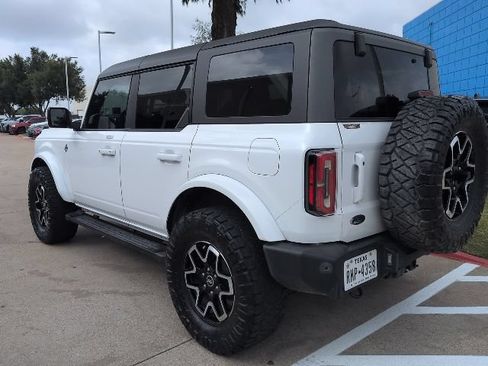 Used 2022 Ford Bronco Outer Banks AWD/4WD image 4