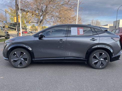 Used 2023 Nissan Ariya image 5