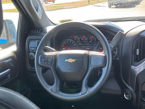 Certified 2023 Chevrolet Silverado 1500 Custom image 24