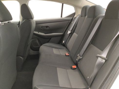 Used 2024 Nissan Sentra SV FWD image 18