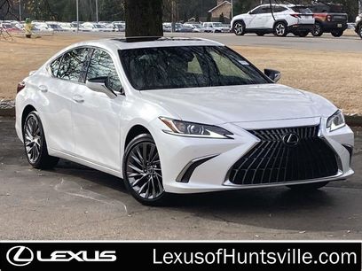Used 2025 Lexus ES 300h w/ Luxury Package