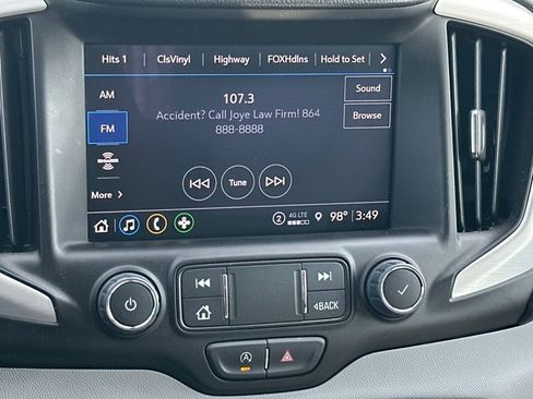 Used 2024 GMC Terrain SLT AWD/4WD image 15