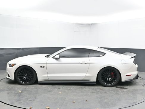 Used 2017 Ford Mustang GT Premium w/ GT Performance Package image 8