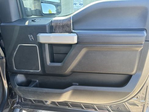 Used 2019 Ford F350 Lariat w/ Lariat Ultimate Package AWD/4WD image 24