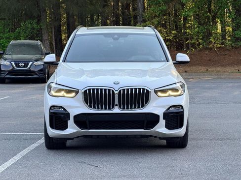 Used 2019 BMW X5 xDrive40i w/ M Sport Package image 2