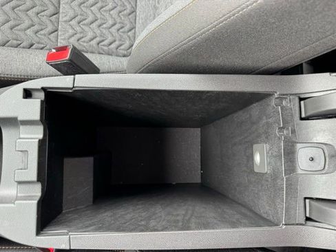 Certified 2024 Chevrolet Equinox LT image 18