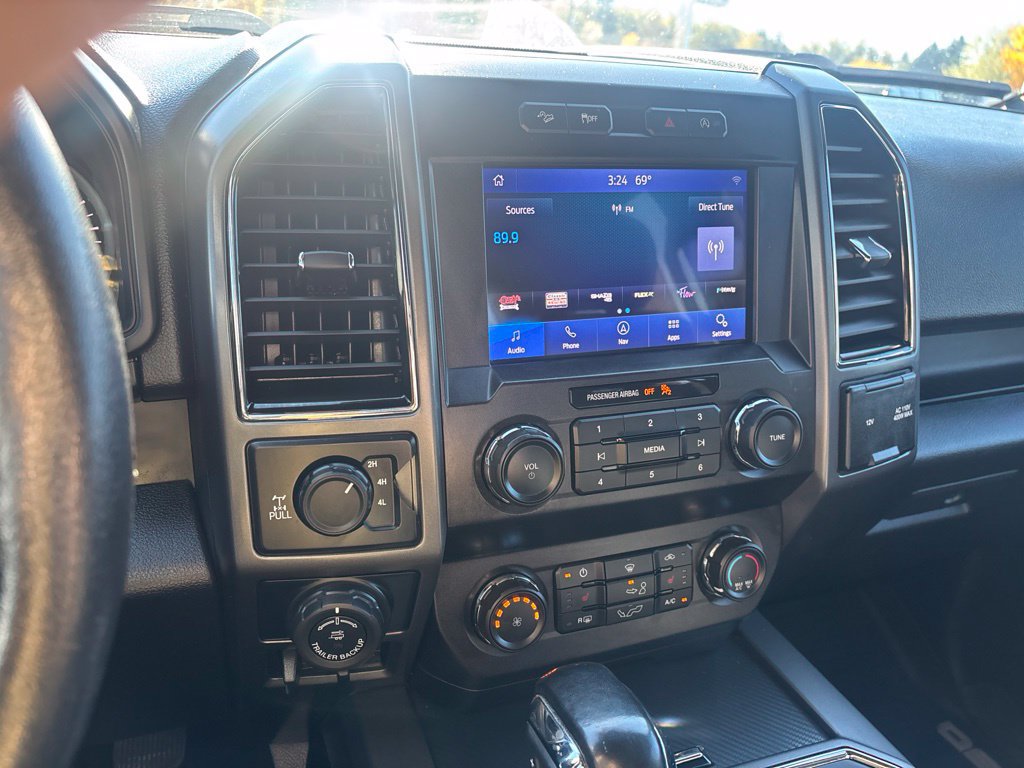 Used 2020 Ford F150 XLT w/ Equipment Group 302A Luxury AWD/4WD image 16
