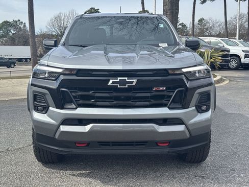 Used 2023 Chevrolet Colorado Z71 w/ Z71 Convenience Package 2 image 3