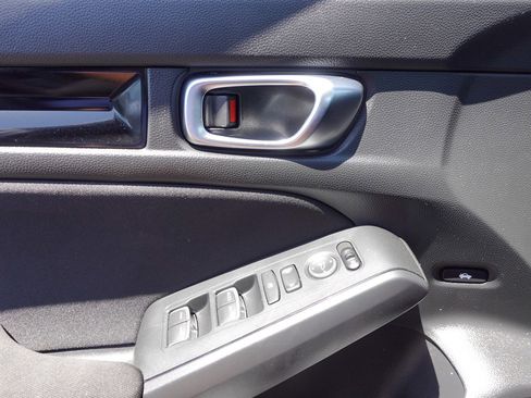 Used 2022 Honda Civic EX image 11