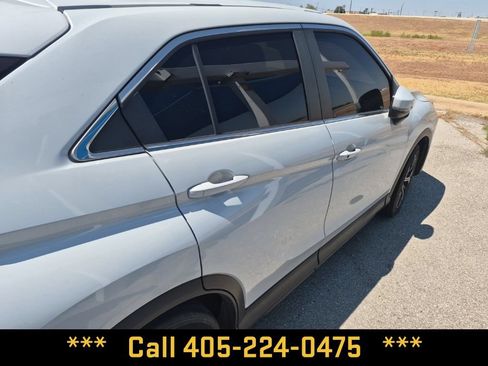 Used 2022 Mitsubishi Eclipse Cross SE FWD image 15