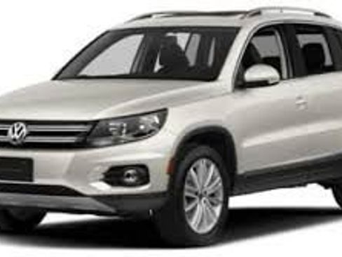 Used 2012 Volkswagen Tiguan SE FWD image 28