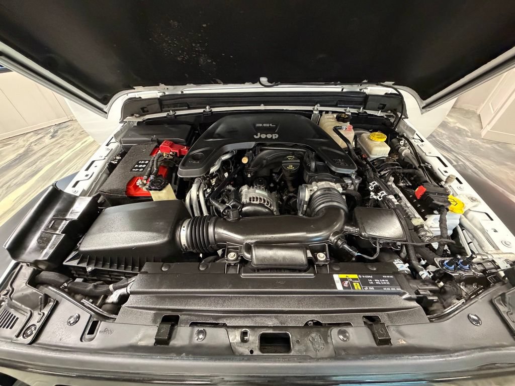 Used 2020 Jeep Wrangler Unlimited Sport AWD/4WD image 59