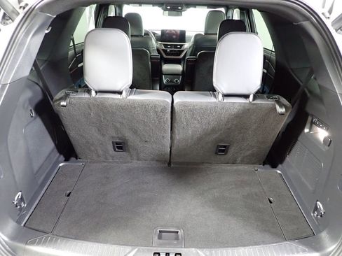 Used 2025 Ford Explorer ST image 17