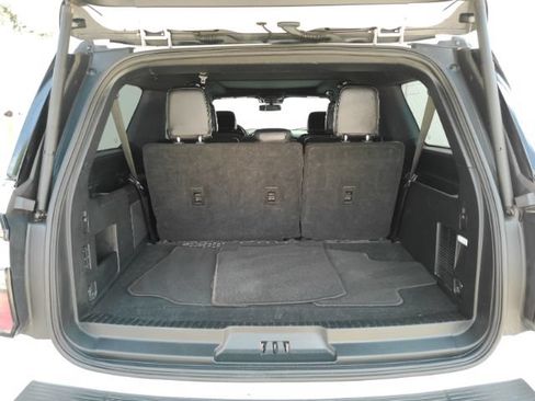 Used 2021 Ford Expedition Max Limited RWD image 29
