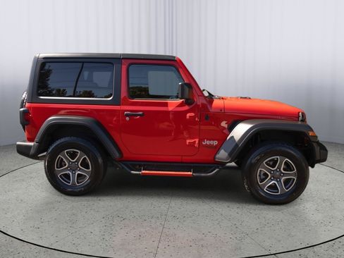 Used 2021 Jeep Wrangler Sport AWD/4WD image 24