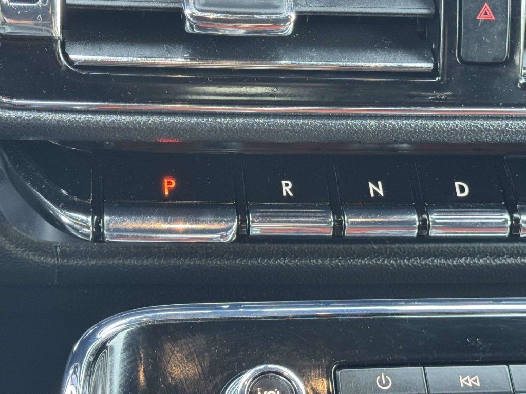 Used 2024 Lincoln Navigator L 4WD image 6