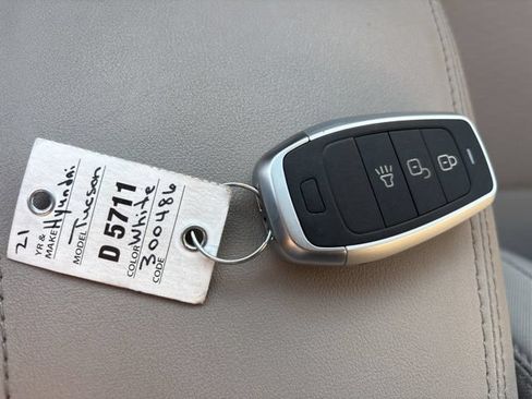 Used 2021 Hyundai Tucson Value AWD/4WD image 30
