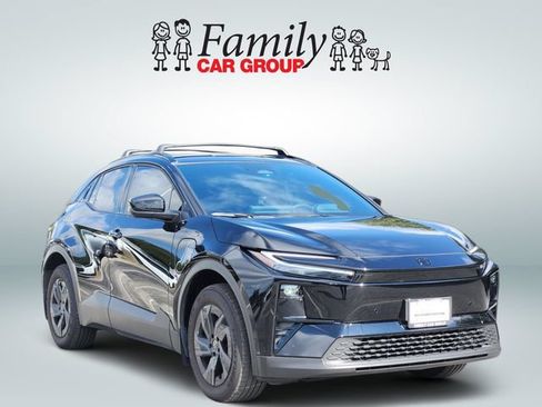 Certified 2026 Toyota C-HR AWD/4WD image 2