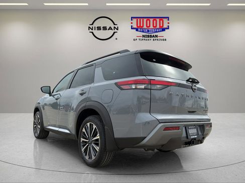 New 2026 Nissan Pathfinder Platinum AWD/4WD image 4