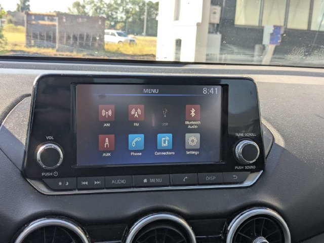 Used 2025 Nissan Sentra S FWD image 17