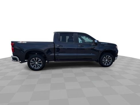 Certified 2024 Chevrolet Silverado 1500 LT AWD/4WD image 10