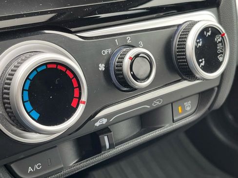 Used 2019 Honda Fit EX image 13