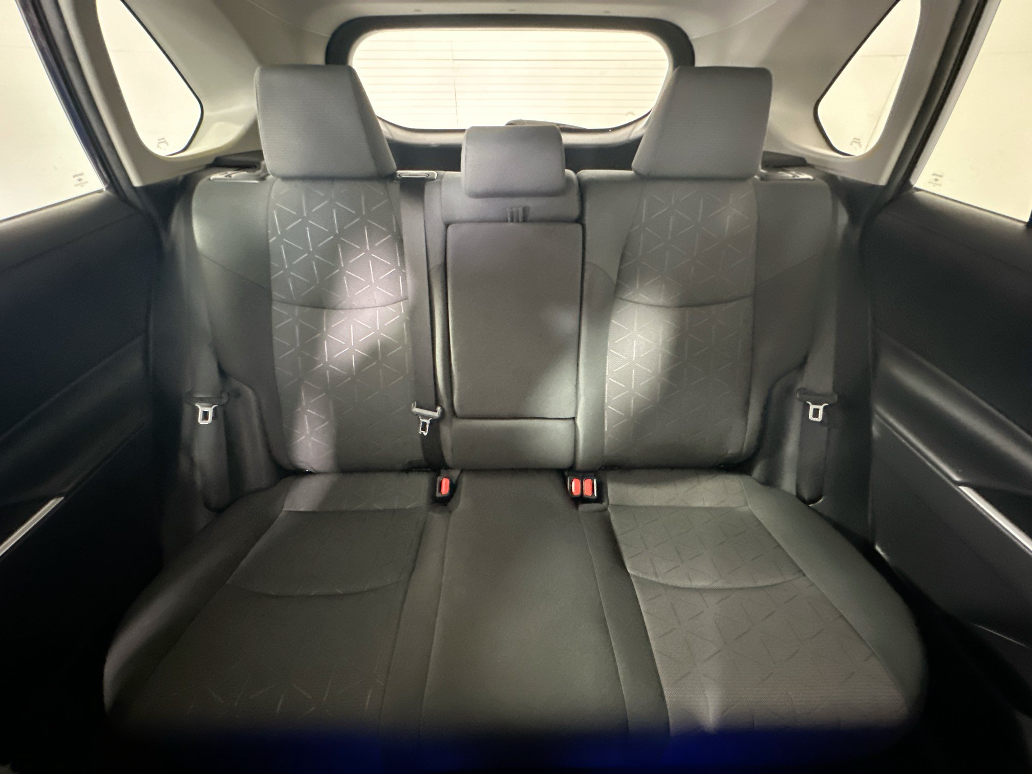 Used 2023 Toyota RAV4 XLE w/ Convenience Package FWD image 30