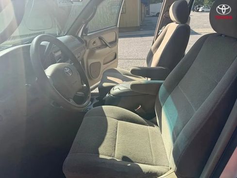 Used 2003 Toyota Sequoia SR5 image 11