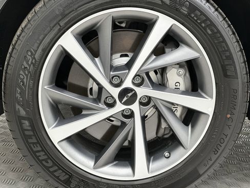 Certified 2026 Genesis GV80 2.5T Advanced AWD/4WD image 10
