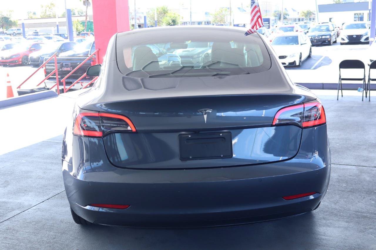 Used 2021 Tesla Model 3 RWD image 6