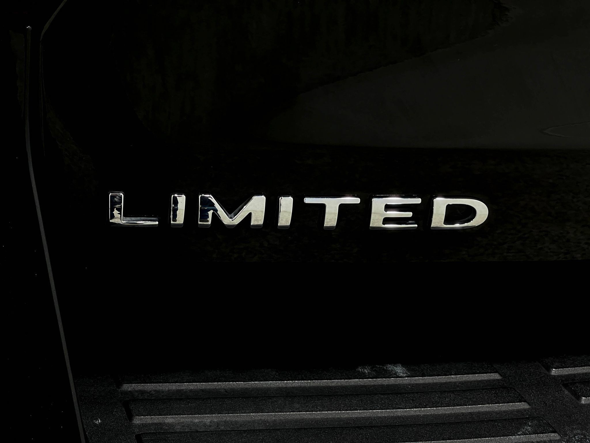 Used 2024 Ford Expedition Limited AWD/4WD image 42