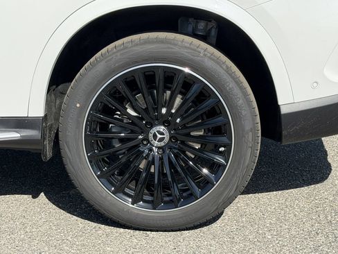 New 2026 Mercedes-Benz GLC 300 image 15