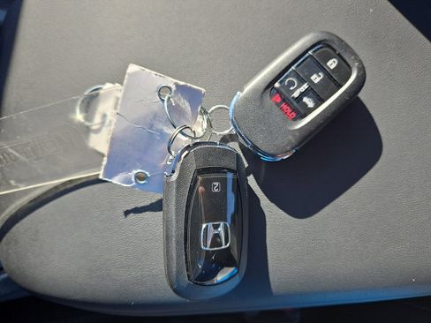 Used 2025 Honda Accord EX-L image 3