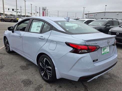 New 2025 Nissan Versa SR w/ Trunk Package FWD image 8