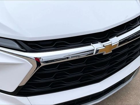 Used 2023 Chevrolet Blazer LT FWD image 28