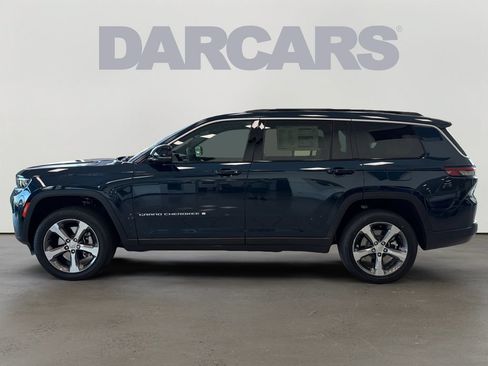 New 2026 Jeep Grand Cherokee L Limited w/ Luxury Tech Group II AWD/4WD image 4