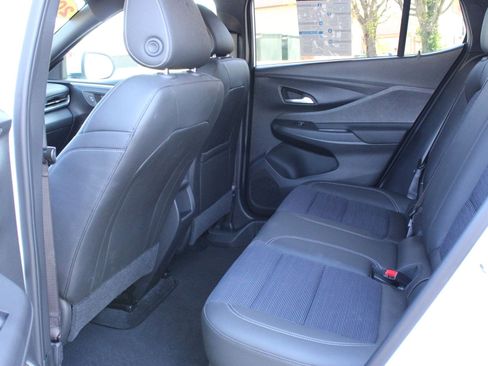 Used 2024 Buick Envista Preferred FWD image 17