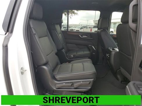 Certified 2025 GMC Yukon XL Denali image 27