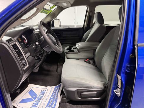 Used 2018 RAM 2500 Tradesman w/ Chrome Appearance Group image 13