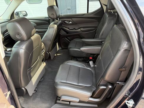 Used 2020 Chevrolet Traverse Premier w/ LPO, Floor Liner Package AWD/4WD image 10