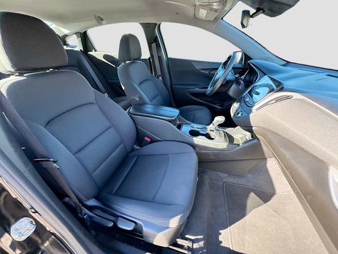 Used 2024 Chevrolet Malibu LT image 26