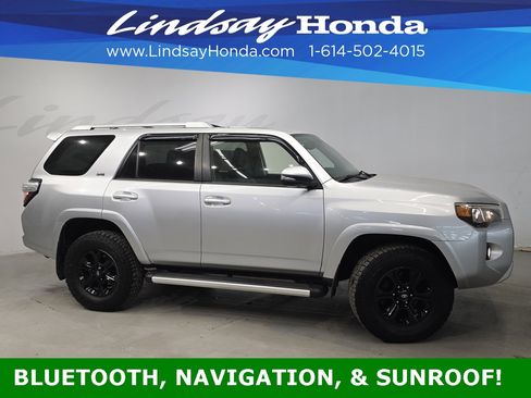 Used 2016 Toyota 4Runner SR5 Premium image 3