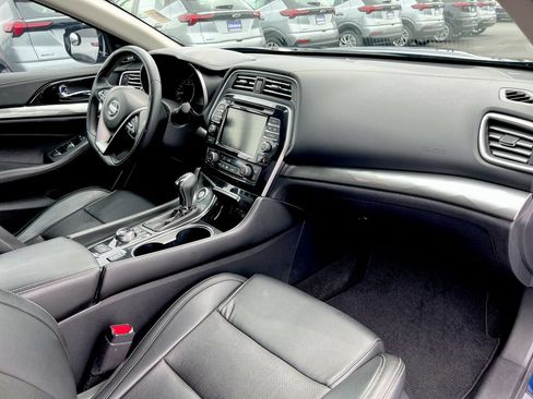 Used 2022 Nissan Maxima SL FWD image 23