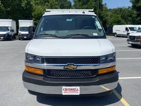 New 2025 Chevrolet Express 3500 w/ Power Convenience Package image 14