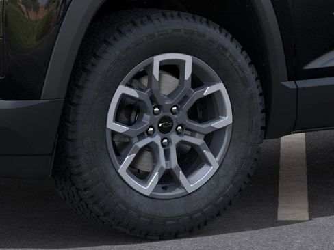 New 2026 Chevrolet Equinox ACTIV AWD/4WD image 10