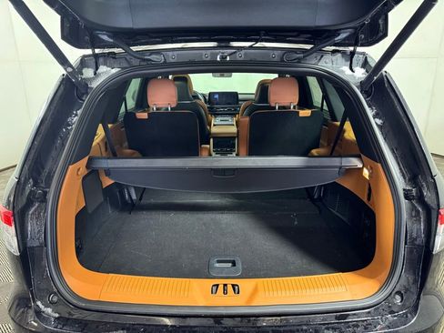 Certified 2025 Lincoln Aviator Black Label w/ Jet Appearance Package AWD/4WD image 64