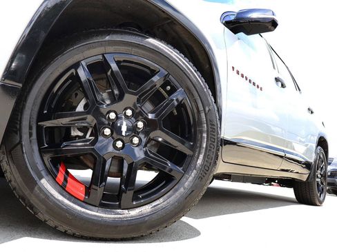 Used 2020 Chevrolet Traverse Premier w/ Redline Edition FWD image 29