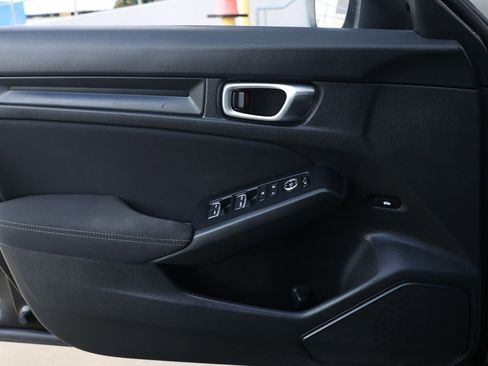 Used 2023 Honda Civic Sport image 42