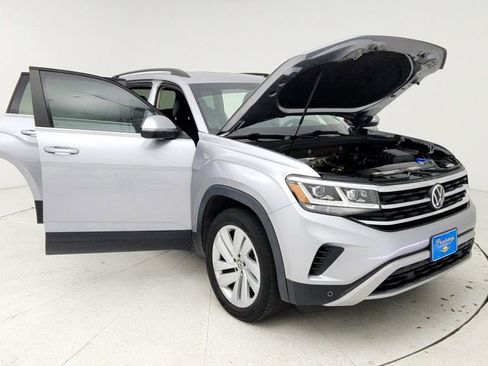 Used 2021 Volkswagen Atlas SE image 11